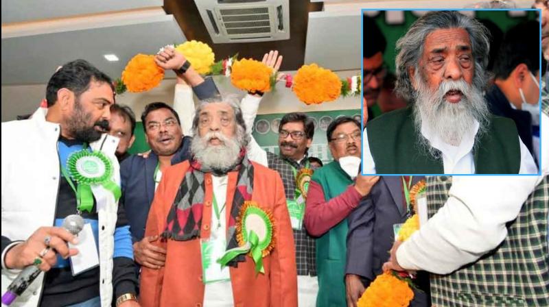 Former 3-Time Jharkhand Chief Minister Shibu Soren Passes Away, Son Hemant Soren Confirms Former 3-Time Jharkhand Chief Minister Shibu Soren Passes Away, Son Hemant Soren Confirms