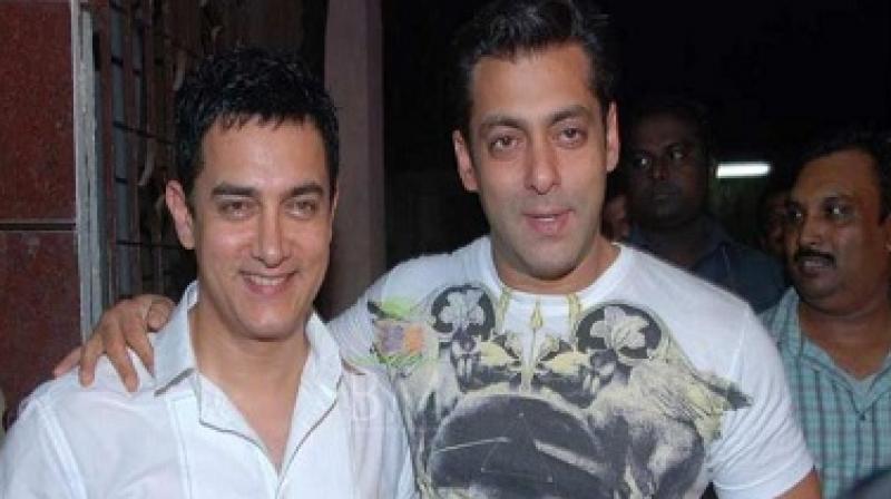 Love you personally and professionally: Aamir to Salman Love you personally and professionally: Aamir to Salman