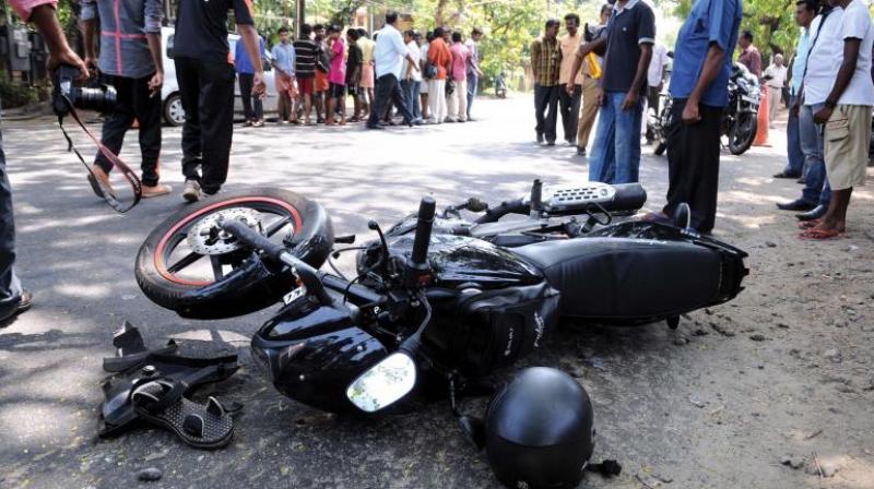 3 motorcycle-borne men killed in accident