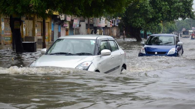 Heavy rains lash Uttar Pradesh