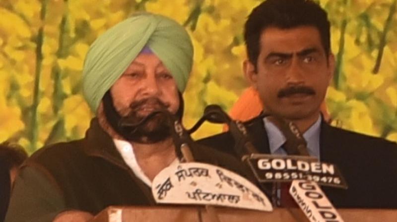 Captain Amarinder Singh administering oath of office to newly elected Sarpanches & Panches