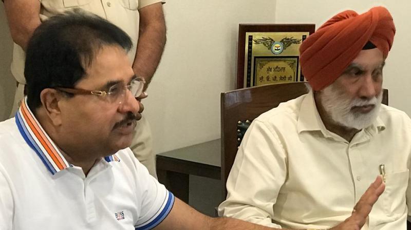 Kejriwal should rather look for the internal reasons of Delhi air pollution Kejriwal should rather look for the internal reasons of Delhi air pollution