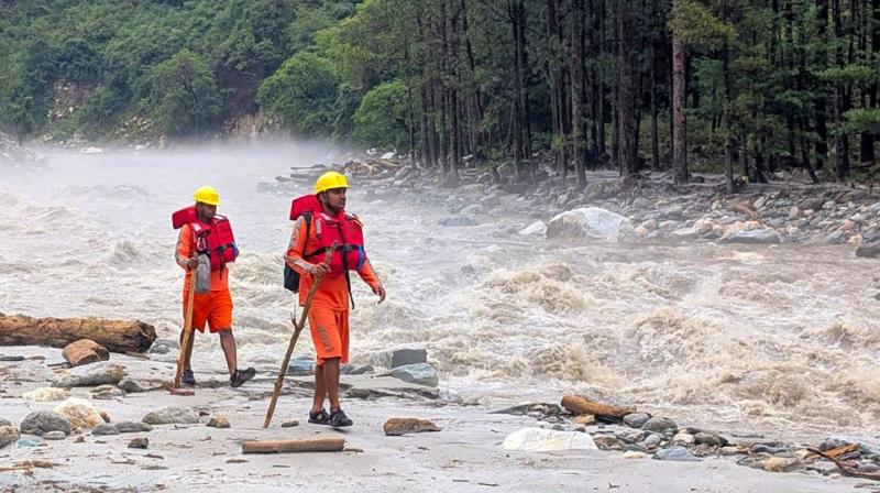 Monsoon Rains Disrupt Life in Himachal Pradesh; IMD Issues Heavy Rainfall Warning Monsoon Rains Disrupt Life in Himachal Pradesh; IMD Issues Heavy Rainfall Warning