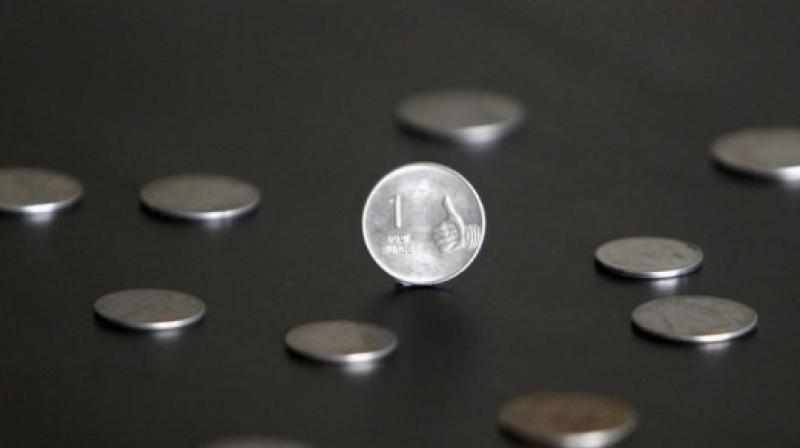 Rupee recovered 10 paise Rupee recovered 10 paise