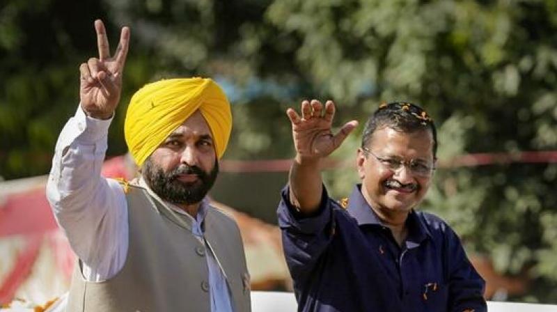 CM Mann and Arvind Kejriwal Dedicate Rs 145.26-Crore Sewage Treatment Plant to the People of Mohali CM Mann and Arvind Kejriwal Dedicate Rs 145.26-Crore Sewage Treatment Plant to the People of Mohali