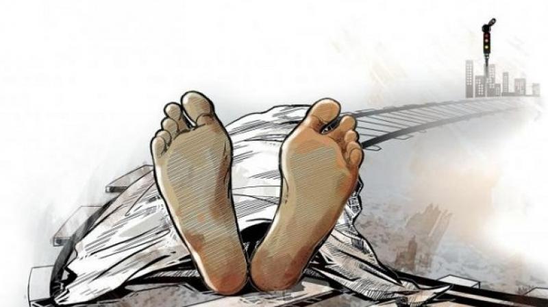 Man commits suicide by jumping in front of train Man commits suicide by jumping in front of train