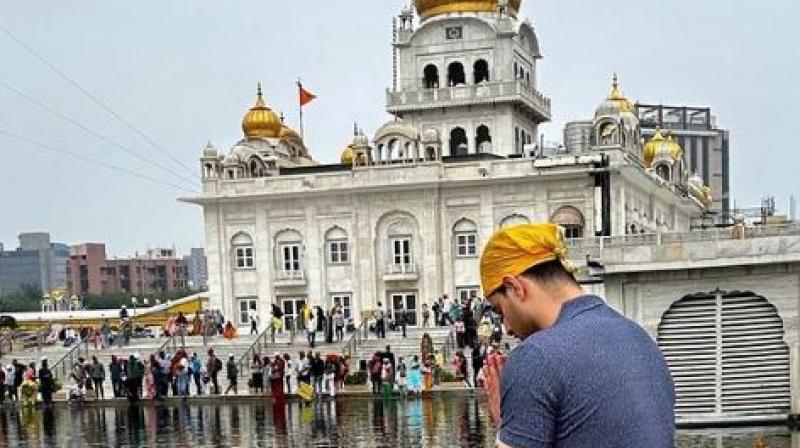 Sooraj Pancholi at Gurudwara Sri Bangla Sahib