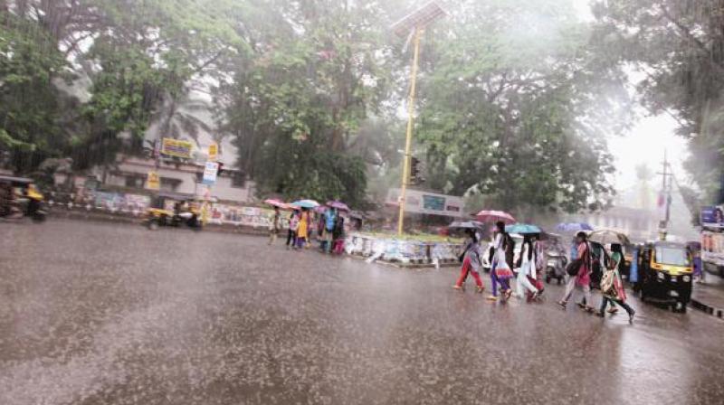 Light to moderate rains occurred in a few parts of Himachal Pradesh