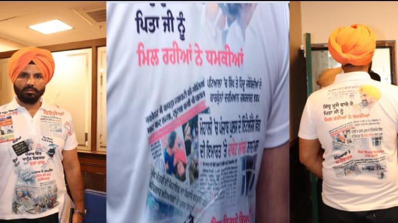 Raja Warring at Vidhan Sabha Raja Warring at Vidhan Sabha