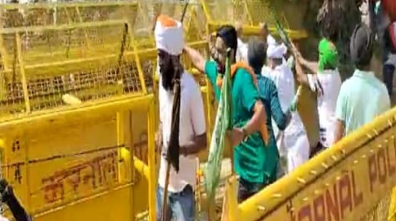 FARMERS AND COPS YET CLASHED AGAIN IN KARNAL, HARYANA FARMERS AND COPS YET CLASHED AGAIN IN KARNAL, HARYANA
