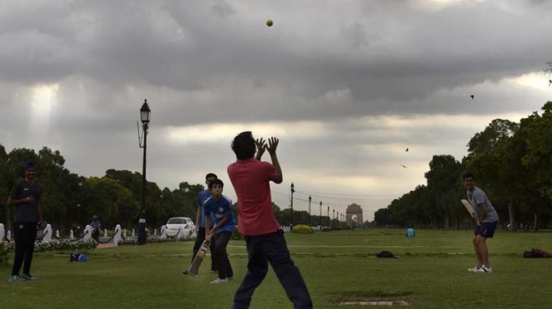 Delhiites woke up to an overcast sky with the minimum temperature