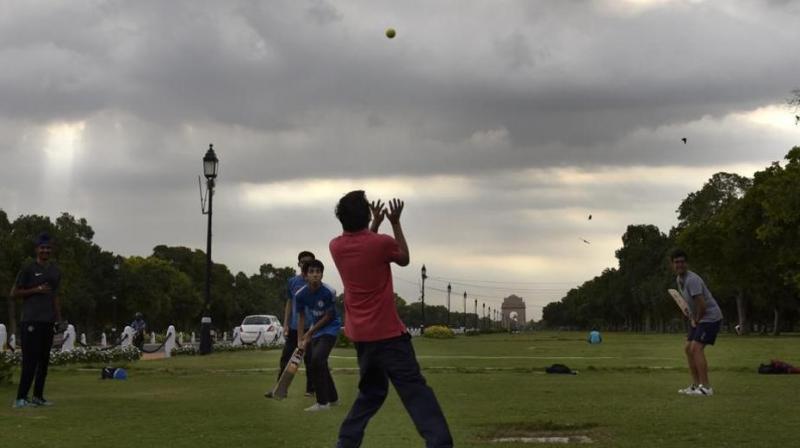 Delhiites woke up to an overcast sky with the minimum temperature Delhiites woke up to an overcast sky with the minimum temperature