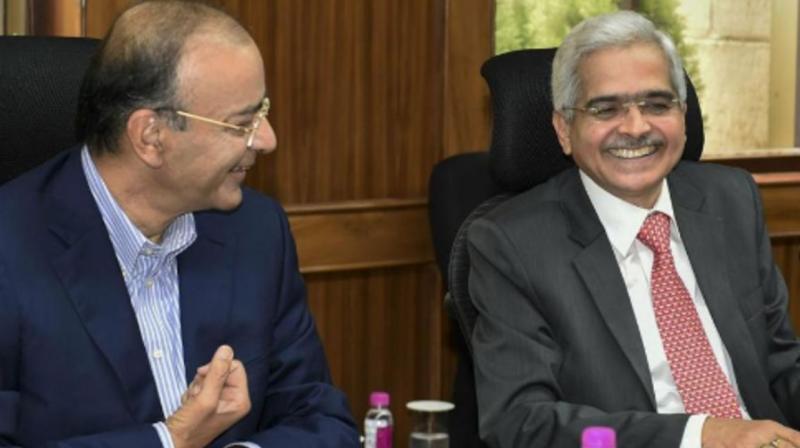 RBI governor meets Arun Jaitley ahead of monetary policy