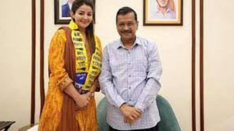 Reowned Punjabi Actress Sonia Mann joins Aam Aadmi Party Reowned Punjabi Actress Sonia Mann joins Aam Aadmi Party
