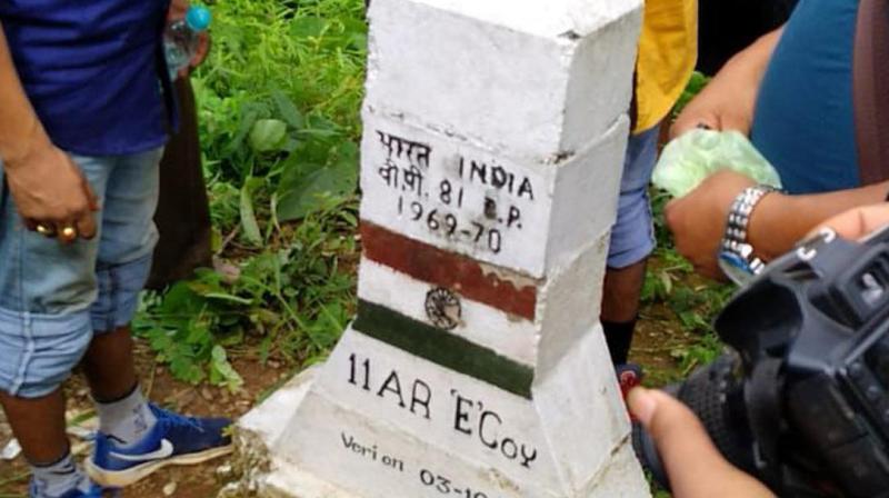 Central team inspect border pillar in Manipur Central team inspect border pillar in Manipur