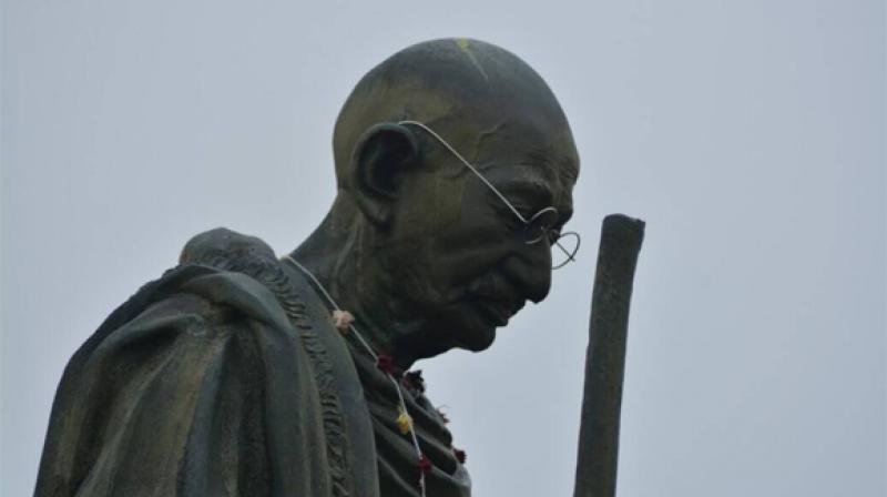 Mahatma Gandhi Mahatma Gandhi