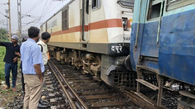Howrah-Titlagarh Ispat Express derailed