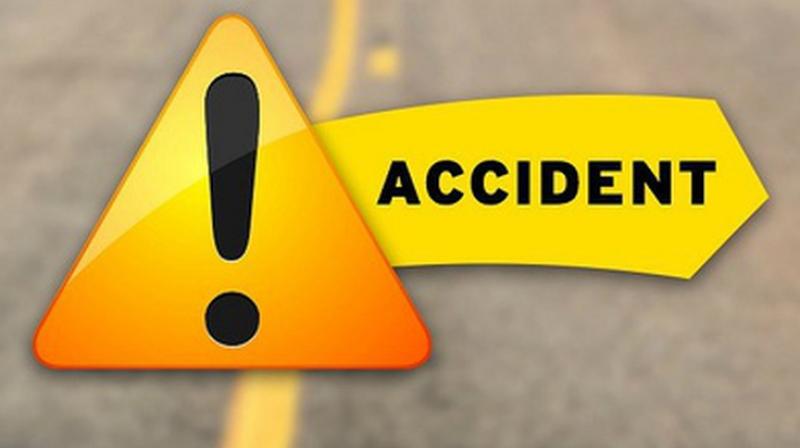 Two killed as truck falls into gorge in J-K Two killed as truck falls into gorge in J-K
