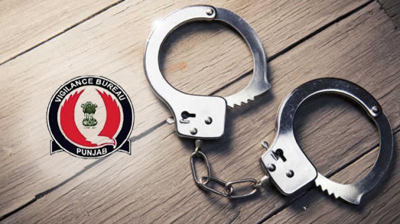 Vigilance nabs ASI for taking bribe Vigilance nabs ASI for taking bribe