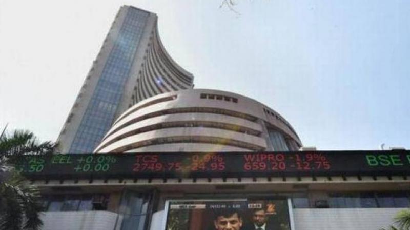 Sensex pares losses Sensex pares losses