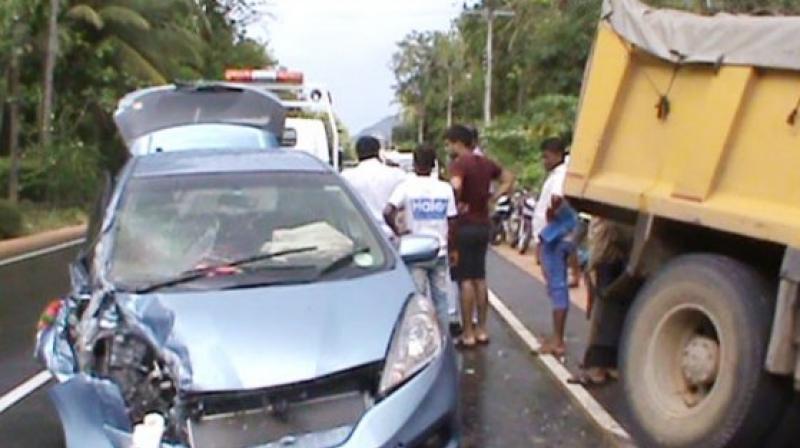 6 pilgrims from Kerala killed in TN road mishap 6 pilgrims from Kerala killed in TN road mishap