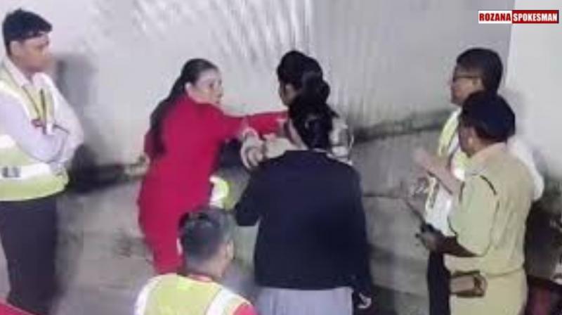 SpiceJet Staff Member Arrested for Allegedly Assaulting CISF Personnel at Jaipur Airport SpiceJet Staff Member Arrested for Allegedly Assaulting CISF Personnel at Jaipur Airport
