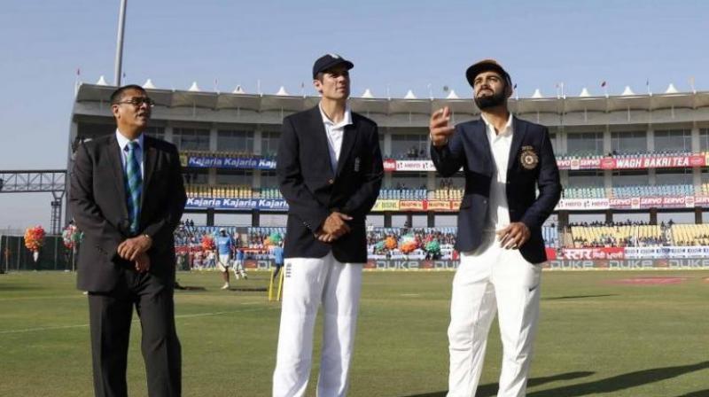 England opt to bat after winning toss England opt to bat after winning toss