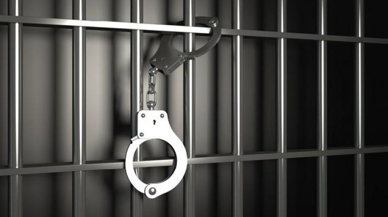 4 members of Lifafa gang arrested 4 members of Lifafa gang arrested