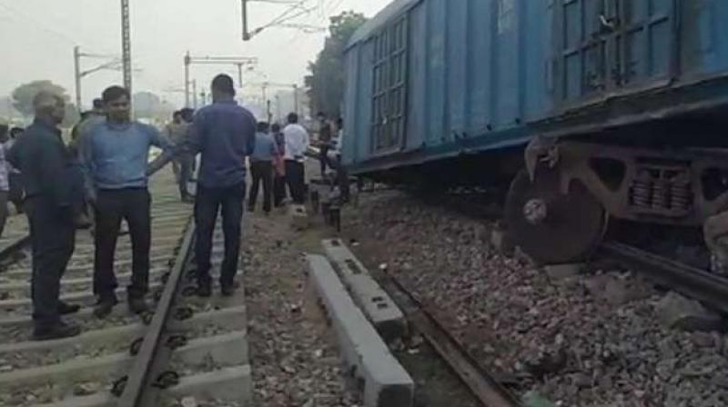 Bogie of goods train derails in Amethi