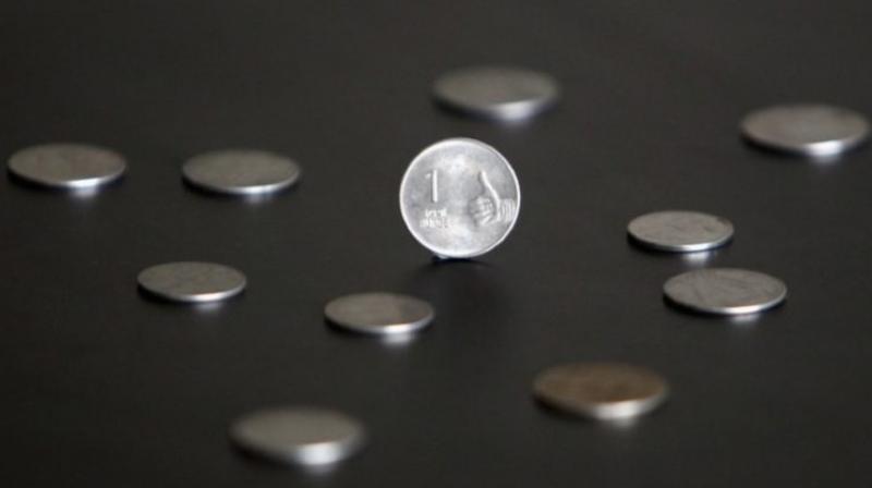 Rupee trimmed some losses Rupee trimmed some losses