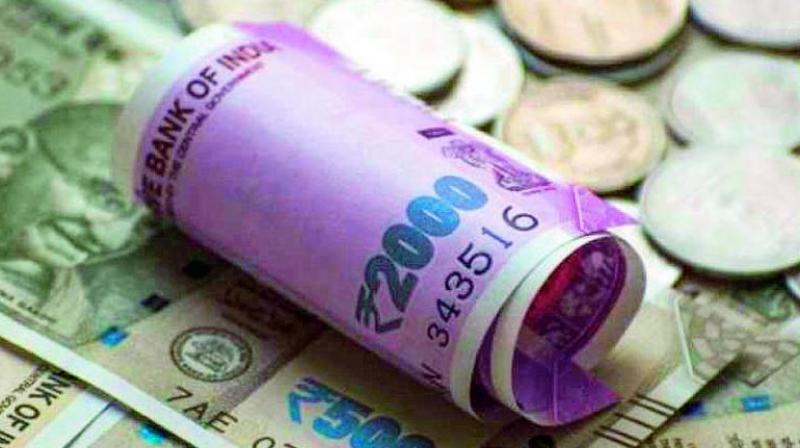 Rupee climbed 35 paise Rupee climbed 35 paise