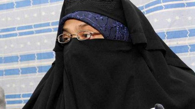 Aasiya Andrabi, Aasiya Andrabi,