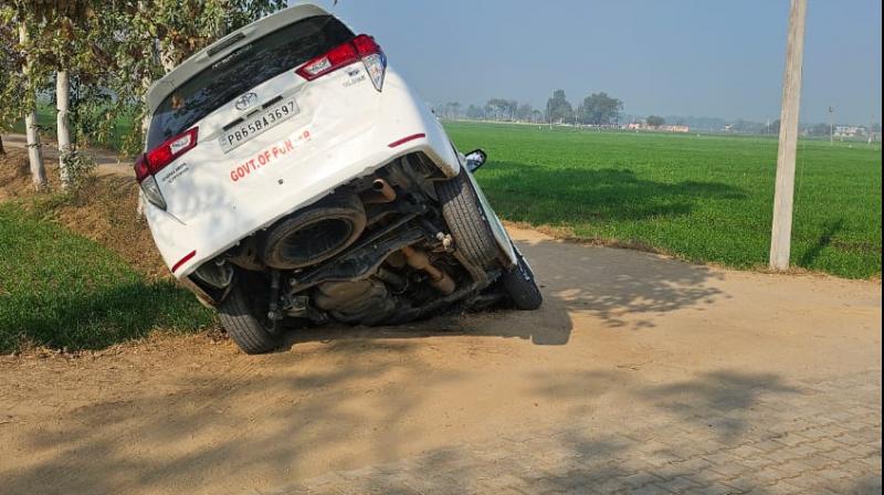 Nabha MLA Gurdev Singh Dev Mann Escapes Unhurt After Vehicle Accident Nabha MLA Gurdev Singh Dev Mann Escapes Unhurt After Vehicle Accident