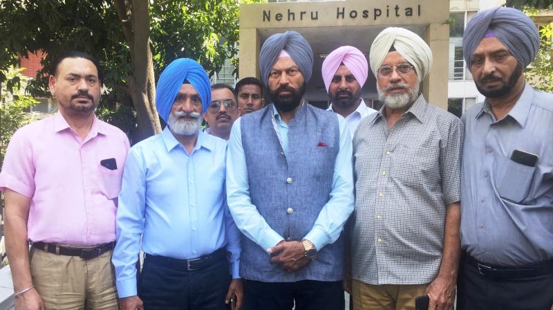Rana Gurmit Singh Sodhi today visited PGI to enquire after the health of legendary Hockey player Balbir Singh Senior Rana Gurmit Singh Sodhi today visited PGI to enquire after the health of legendary Hockey player Balbir Singh Senior