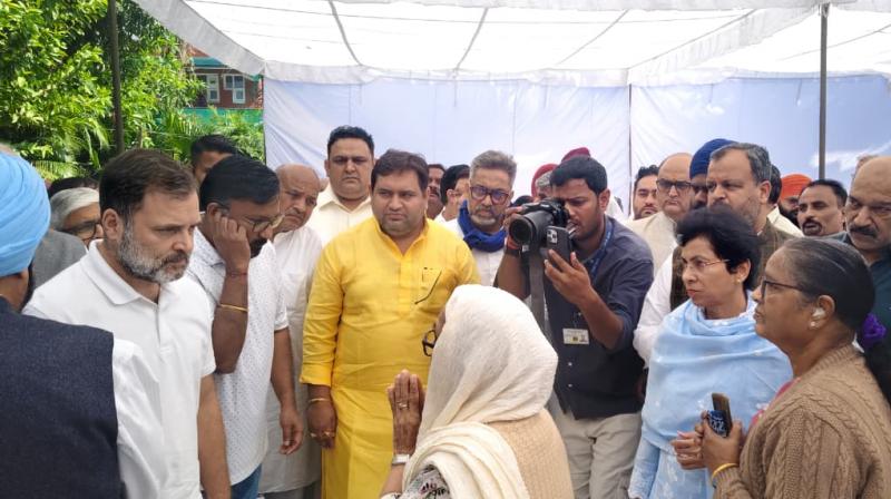 Caste Discrimination Case: Rahul Gandhi Meets Family of Late IPS Officer Y Puran Kumar in Chandigarh Caste Discrimination Case: Rahul Gandhi Meets Family of Late IPS Officer Y Puran Kumar in Chandigarh