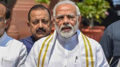 PM says nation stands with Kerala