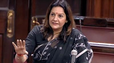 MP Priyanka Chaturvedi on Plane Crash Report: “Not at All Surprised, Places the Entire Blame on the Pilot”