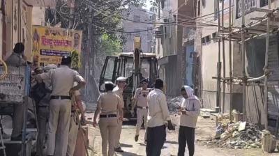 Uttam Nagar murder case: Delhi MCD takes bulldozer action against accused