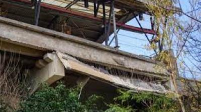 Gokulpuri Metro Station Wall Collapse Latest News Gokulpuri Metro Station Wall Collapse Latest News