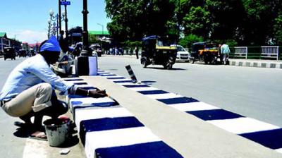 Ahead of Darbar Move, Srinagar gets facelift