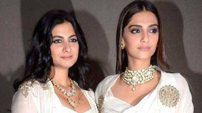 Sonam and Rhea Kapoor 