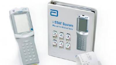 i-STAT Handheld Blood Analyzer