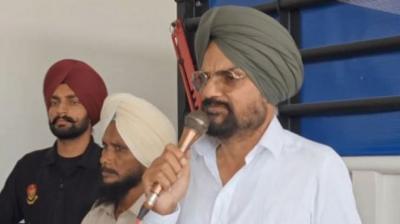 Sidhu Moosewala Father News: Balkaur Singh's Security Personnel Clash With Each Other; 1 Injured