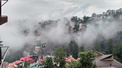 Tourist Rushes to Himachal Due to Rainy Pleasant Weather