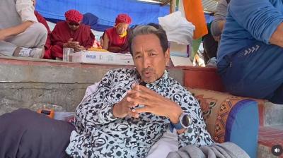 Sonam Wangchuk Ends Hunger Strike to Stop Violence, BJP Office Torched in Leh Ladakh
