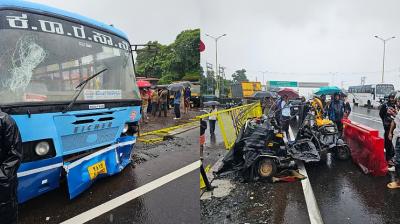 6 Killed In Road Accident In Kerala After Bus Rammed Into Waiting Shed & a Rickshaw (Image Courtesy: The Indian Express)