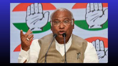 LoP RS Mallikarjun Kharge Objects to Trooping of CISF Personnel in Rajya Sabha During Protest