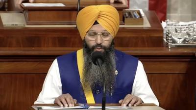 Rep. Mary Miller Faces Backlash for Remarks on Sikh Man Leading House Prayer