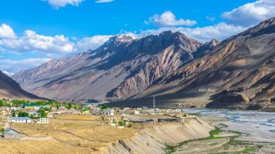 Himachal Pradesh: Traders demand resumption of trade with China through Shipki-La border (Representative Image