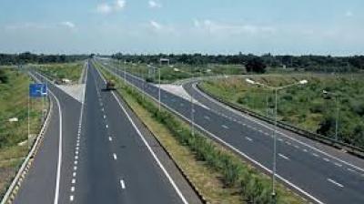According to NHAI officials, corridors will be planned along suitable highway sections and other vacant NHAI lands, taking local agro-climatic conditions into account. File Photo.